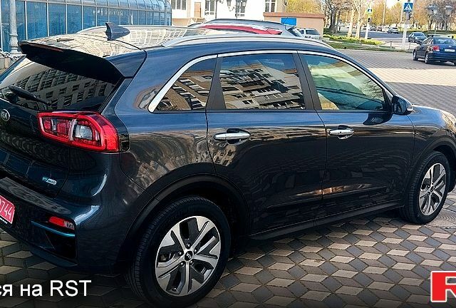 Кіа Niro 2019 у Одесі на Automoto.ua Кіа Niro, об'ємом двигуна 0.15 л та пробігом 140 тис. км за 18000 $, фото 1 на Automoto.ua