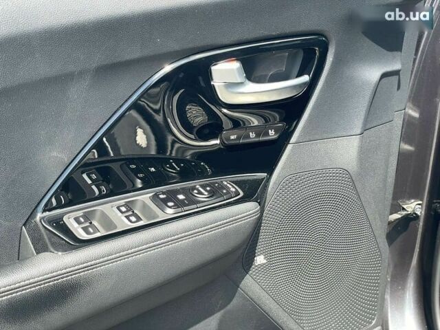 Киа Niro, объемом двигателя 0 л и пробегом 122 тыс. км за 18200 $, фото 25 на Automoto.ua