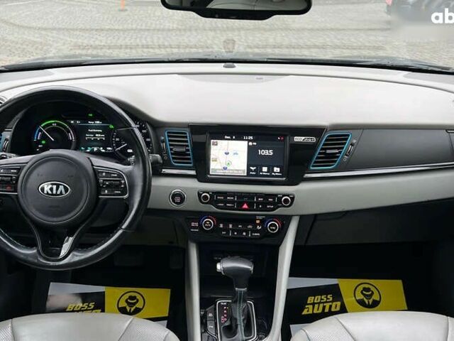 Кіа Niro, об'ємом двигуна 0 л та пробігом 92 тис. км за 18999 $, фото 13 на Automoto.ua