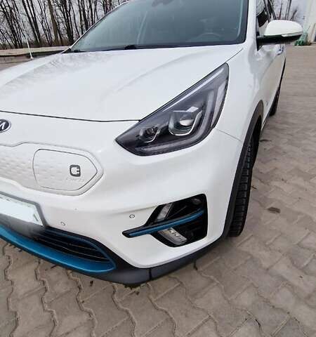 Кіа Niro, об'ємом двигуна 0 л та пробігом 72 тис. км за 23000 $, фото 14 на Automoto.ua