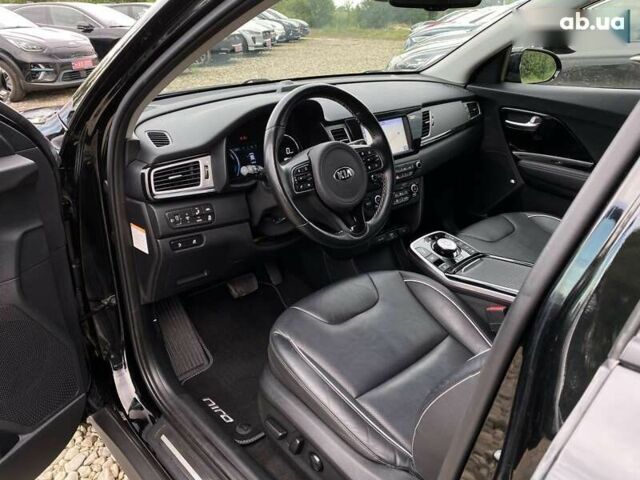 Киа Niro, объемом двигателя 0 л и пробегом 89 тыс. км за 19400 $, фото 2 на Automoto.ua