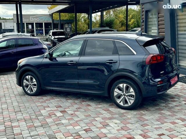Киа Niro, объемом двигателя 0 л и пробегом 146 тыс. км за 14500 $, фото 6 на Automoto.ua