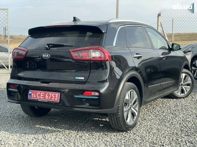 Киа Niro, объемом двигателя 0 л и пробегом 136 тыс. км за 17400 $, фото 2 на Automoto.ua