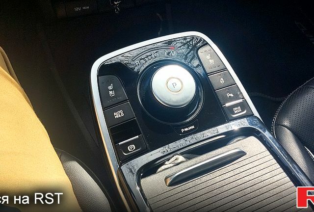 Кіа Niro 2019 у Одесі на Automoto.ua Кіа Niro, об'ємом двигуна 0.15 л та пробігом 140 тис. км за 18000 $, фото 7 на Automoto.ua