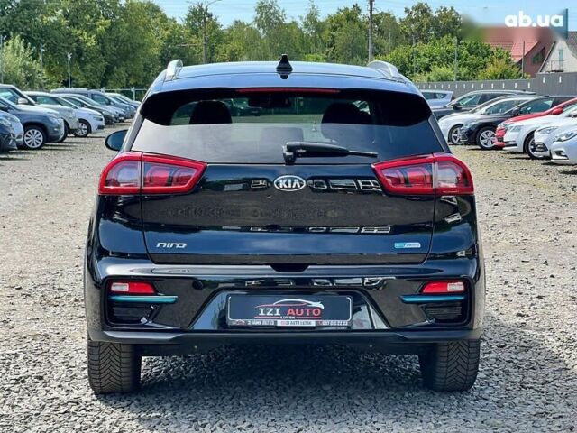 Киа Niro, объемом двигателя 0 л и пробегом 112 тыс. км за 17715 $, фото 6 на Automoto.ua