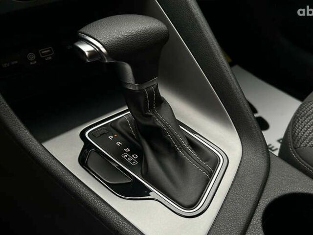 Киа Niro 2019 в Львове на Automoto.ua Киа Niro, объемом двигателя 0 л и пробегом 91 тыс. км за 17999 $, фото 22 на Automoto.ua