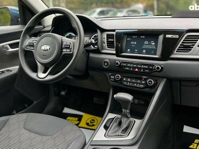 Киа Niro 2019 в Львове на Automoto.ua Киа Niro, объемом двигателя 0 л и пробегом 91 тыс. км за 17999 $, фото 11 на Automoto.ua