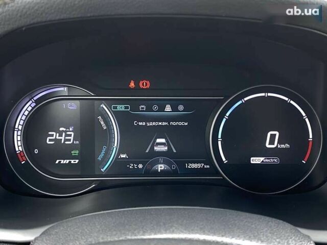 Киа Niro, объемом двигателя 0 л и пробегом 128 тыс. км за 17900 $, фото 28 на Automoto.ua