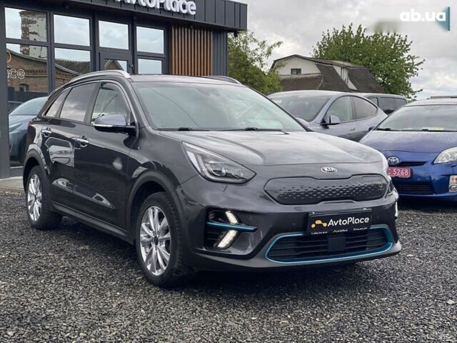 Киа Niro 2019 в Луцке на Automoto.ua Киа Niro, объемом двигателя 0 л и пробегом 119 тыс. км за 17950 $, фото 13 на Automoto.ua