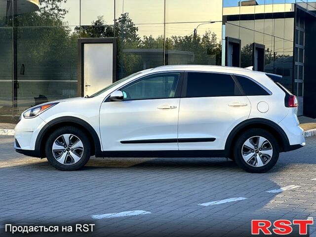 Киа Niro 2019 в Запорожье на Automoto.ua Киа Niro, объемом двигателя 1.6 л и пробегом 102 тыс. км за 15500 $, фото 1 на Automoto.ua