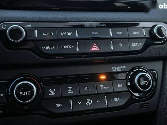 Киа Niro 2019 в Львове на Automoto.ua Киа Niro, объемом двигателя 0 л и пробегом 79 тыс. км за 20300 $, фото 16 на Automoto.ua