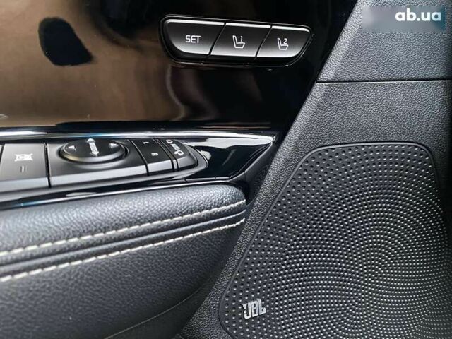 Кіа Niro, об'ємом двигуна 0 л та пробігом 81 тис. км за 21950 $, фото 2 на Automoto.ua