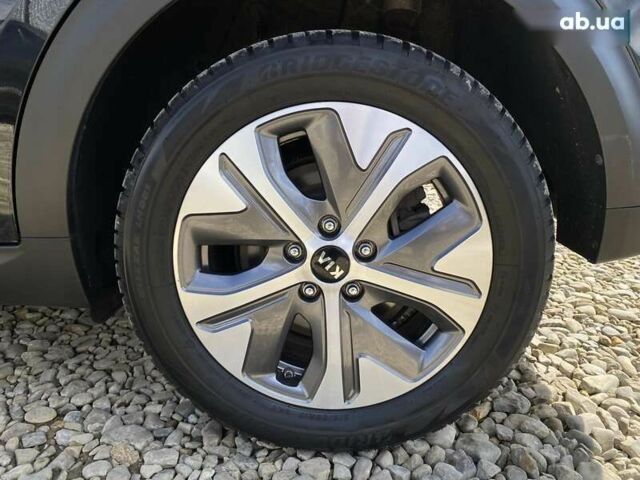 Киа Niro, объемом двигателя 0 л и пробегом 88 тыс. км за 22900 $, фото 20 на Automoto.ua