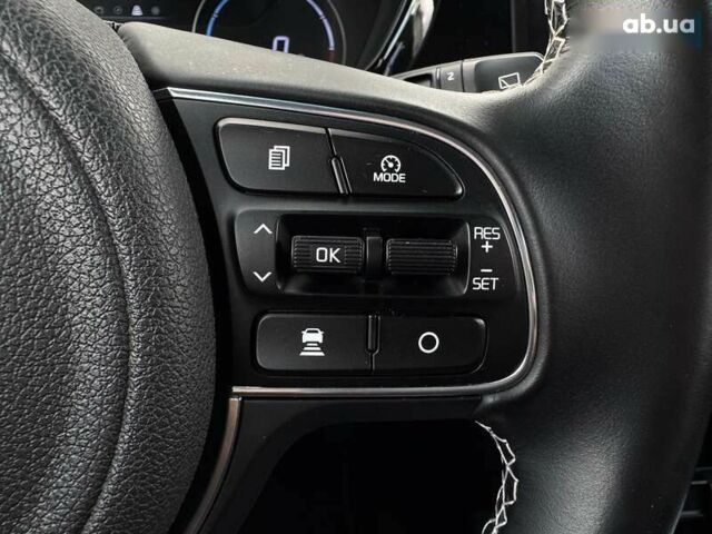 Киа Niro, объемом двигателя 0 л и пробегом 69 тыс. км за 22200 $, фото 9 на Automoto.ua