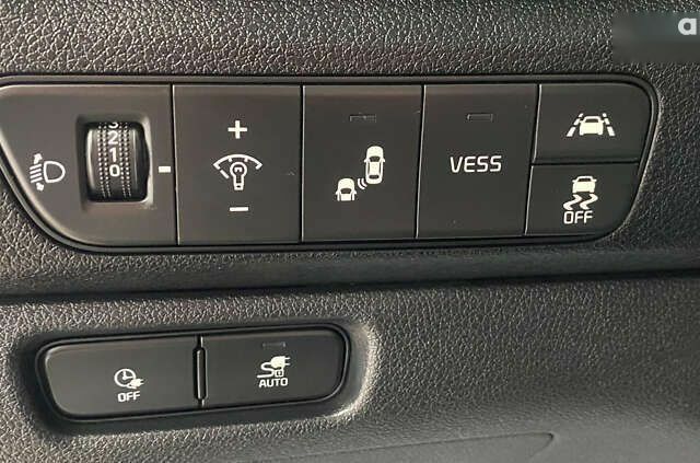 Киа Niro, объемом двигателя 0 л и пробегом 101 тыс. км за 20950 $, фото 17 на Automoto.ua