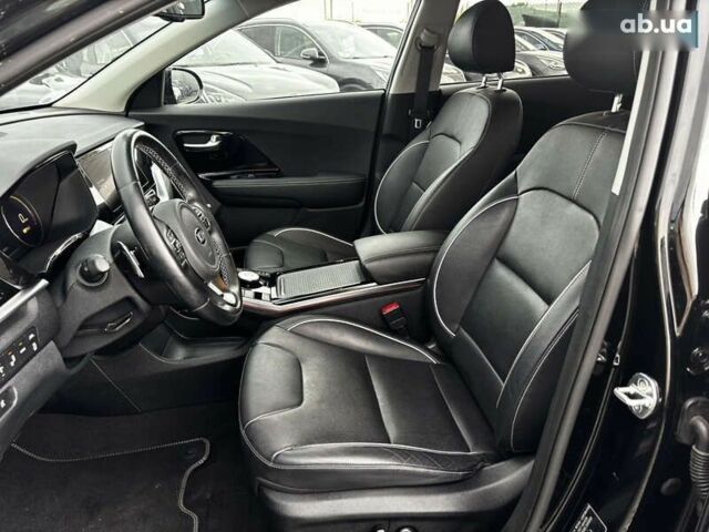 Киа Niro, объемом двигателя 0 л и пробегом 45 тыс. км за 22850 $, фото 23 на Automoto.ua