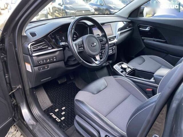 Киа Niro, объемом двигателя 0 л и пробегом 101 тыс. км за 21300 $, фото 26 на Automoto.ua