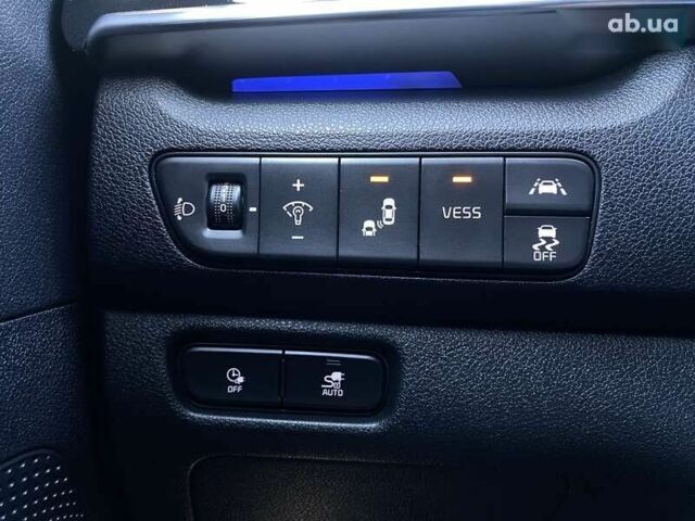 Кіа Niro, об'ємом двигуна 0 л та пробігом 107 тис. км за 21950 $, фото 7 на Automoto.ua