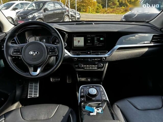 Киа Niro, объемом двигателя 0 л и пробегом 44 тыс. км за 22600 $, фото 29 на Automoto.ua