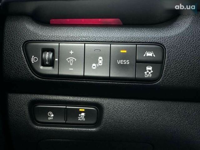 Киа Niro, объемом двигателя 0 л и пробегом 68 тыс. км за 24200 $, фото 7 на Automoto.ua