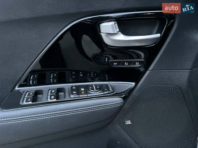 Киа Niro, объемом двигателя 0 л и пробегом 154 тыс. км за 19299 $, фото 11 на Automoto.ua