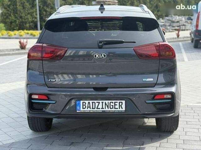Киа Niro, объемом двигателя 0 л и пробегом 114 тыс. км за 19700 $, фото 5 на Automoto.ua