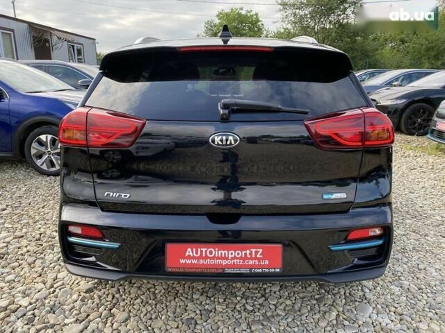 Киа Niro, объемом двигателя 0 л и пробегом 83 тыс. км за 22200 $, фото 17 на Automoto.ua