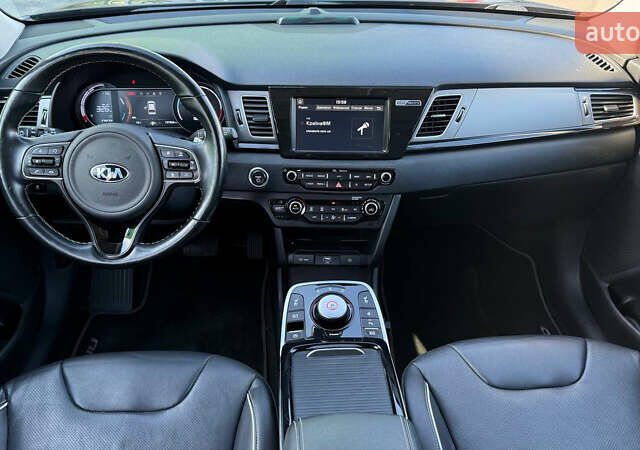 Киа Niro, объемом двигателя 0 л и пробегом 150 тыс. км за 19500 $, фото 11 на Automoto.ua