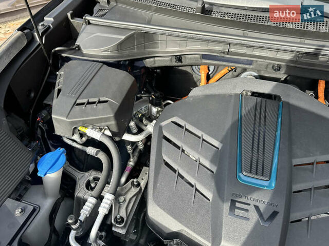 Киа Niro, объемом двигателя 0 л и пробегом 56 тыс. км за 21950 $, фото 26 на Automoto.ua