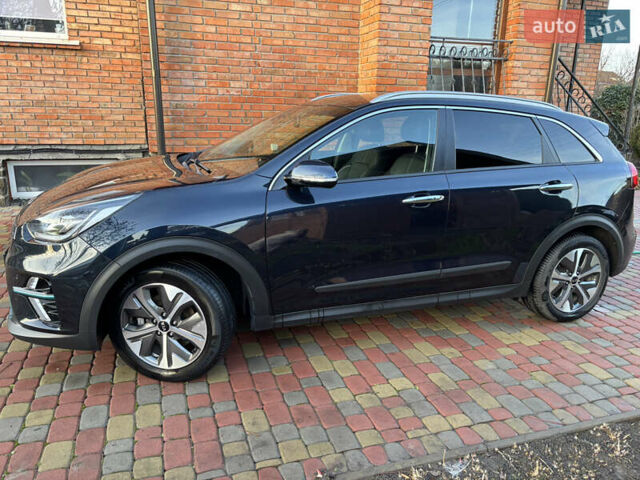 Кіа Niro, об'ємом двигуна 0 л та пробігом 117 тис. км за 19600 $, фото 5 на Automoto.ua