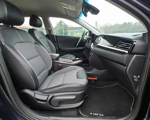 Кіа Niro, об'ємом двигуна 0 л та пробігом 96 тис. км за 19500 $, фото 32 на Automoto.ua
