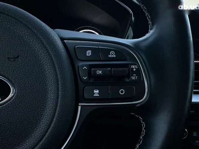 Киа Niro, объемом двигателя 0 л и пробегом 35 тыс. км за 24400 $, фото 13 на Automoto.ua