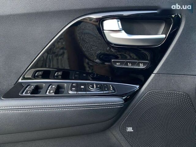 Киа Niro, объемом двигателя 0 л и пробегом 106 тыс. км за 21900 $, фото 8 на Automoto.ua