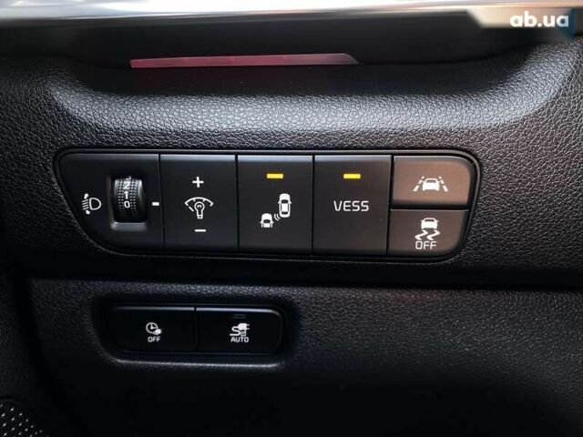 Киа Niro, объемом двигателя 0 л и пробегом 107 тыс. км за 21400 $, фото 4 на Automoto.ua