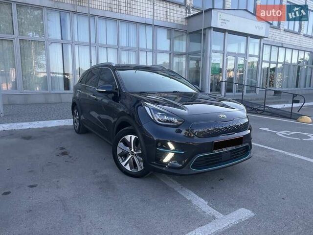 Киа Niro, объемом двигателя 0 л и пробегом 93 тыс. км за 18950 $, фото 14 на Automoto.ua