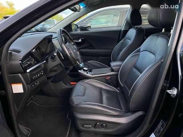 Киа Niro, объемом двигателя 0 л и пробегом 88 тыс. км за 22900 $, фото 25 на Automoto.ua