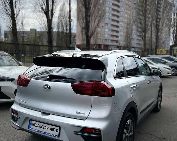 Киа Niro, объемом двигателя 0 л и пробегом 70 тыс. км за 19299 $, фото 19 на Automoto.ua