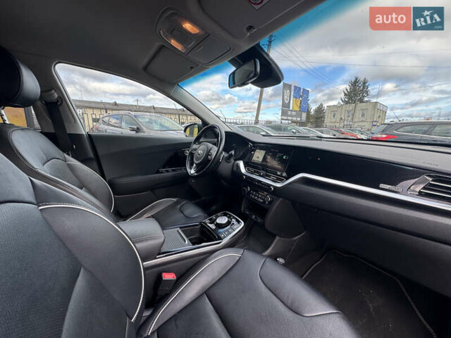 Кіа Niro, об'ємом двигуна 0 л та пробігом 164 тис. км за 18900 $, фото 31 на Automoto.ua