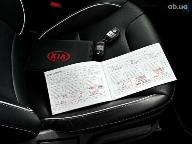 Киа Niro, объемом двигателя 0 л и пробегом 95 тыс. км за 20450 $, фото 23 на Automoto.ua