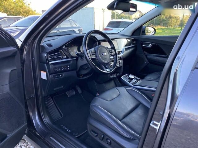 Киа Niro, объемом двигателя 0 л и пробегом 95 тыс. км за 21200 $, фото 1 на Automoto.ua