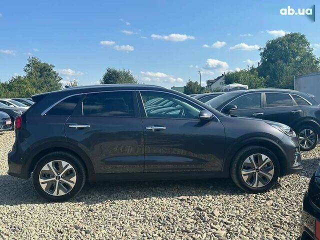 Киа Niro, объемом двигателя 0 л и пробегом 76 тыс. км за 22700 $, фото 7 на Automoto.ua