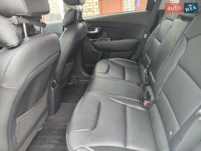 Киа Niro, объемом двигателя 0 л и пробегом 85 тыс. км за 19999 $, фото 31 на Automoto.ua