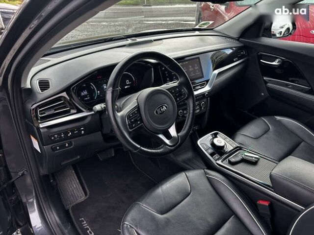 Кіа Niro, об'ємом двигуна 0 л та пробігом 112 тис. км за 19999 $, фото 24 на Automoto.ua