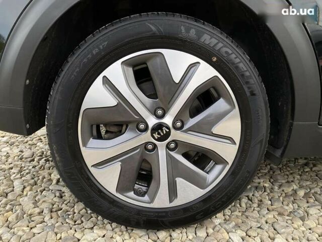 Киа Niro, объемом двигателя 0 л и пробегом 60 тыс. км за 24200 $, фото 29 на Automoto.ua
