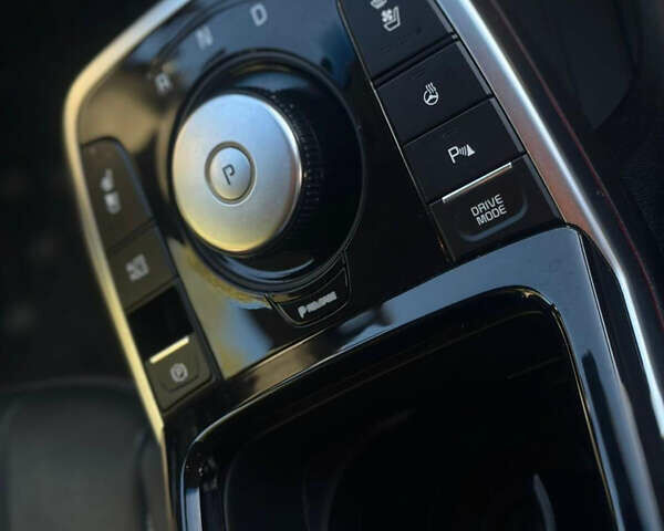 Киа Niro, объемом двигателя 0 л и пробегом 155 тыс. км за 18913 $, фото 13 на Automoto.ua