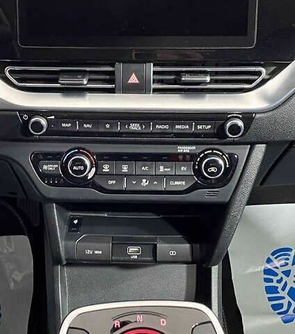 Кіа Niro, об'ємом двигуна 0 л та пробігом 100 тис. км за 20950 $, фото 18 на Automoto.ua