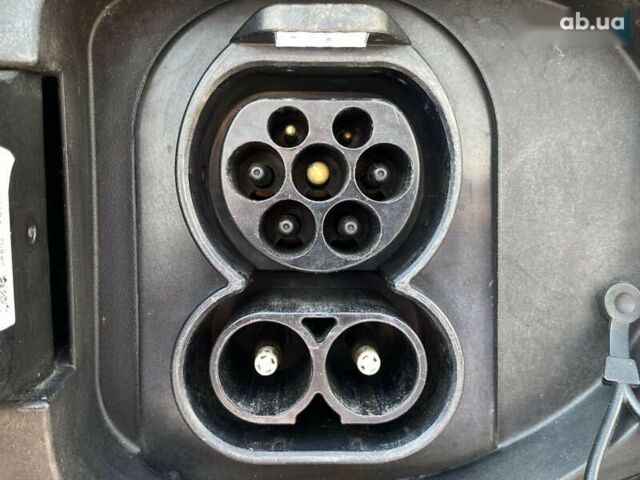 Киа Niro, объемом двигателя 0 л и пробегом 116 тыс. км за 20800 $, фото 16 на Automoto.ua