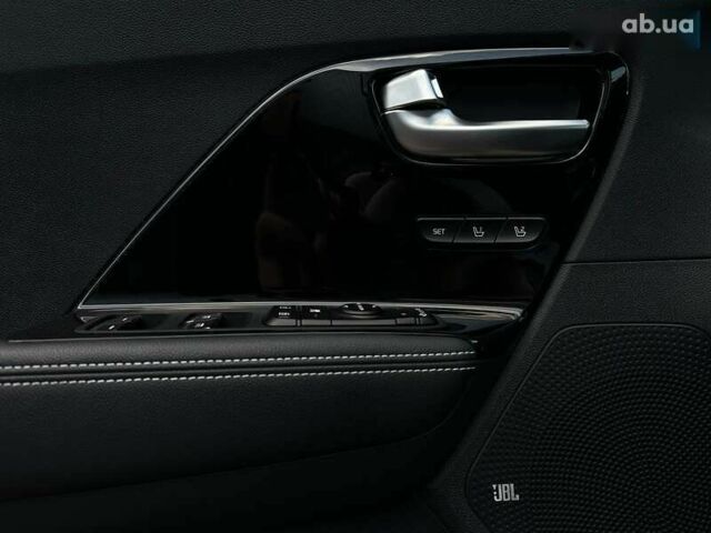 Кіа Niro, об'ємом двигуна 0 л та пробігом 62 тис. км за 23400 $, фото 2 на Automoto.ua