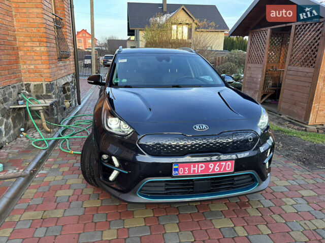 Кіа Niro, об'ємом двигуна 0 л та пробігом 117 тис. км за 19600 $, фото 7 на Automoto.ua