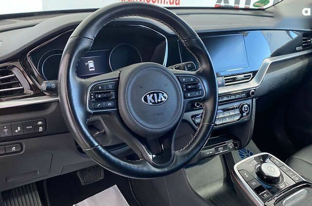 Киа Niro, объемом двигателя 0 л и пробегом 158 тыс. км за 19950 $, фото 5 на Automoto.ua